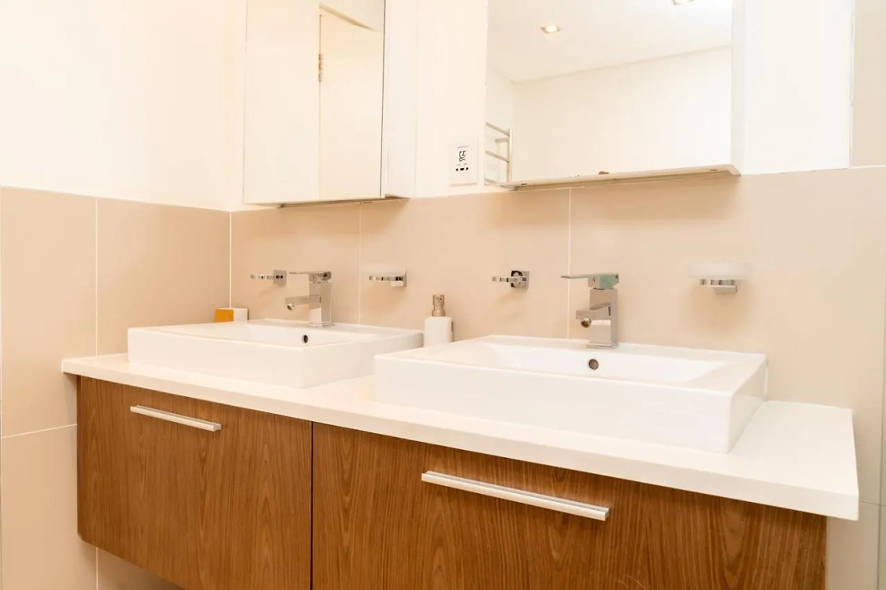 Modern Beachfront Eden On The Bay 210- 2 Bedroom, 2 Bathroom Bloubergstrand