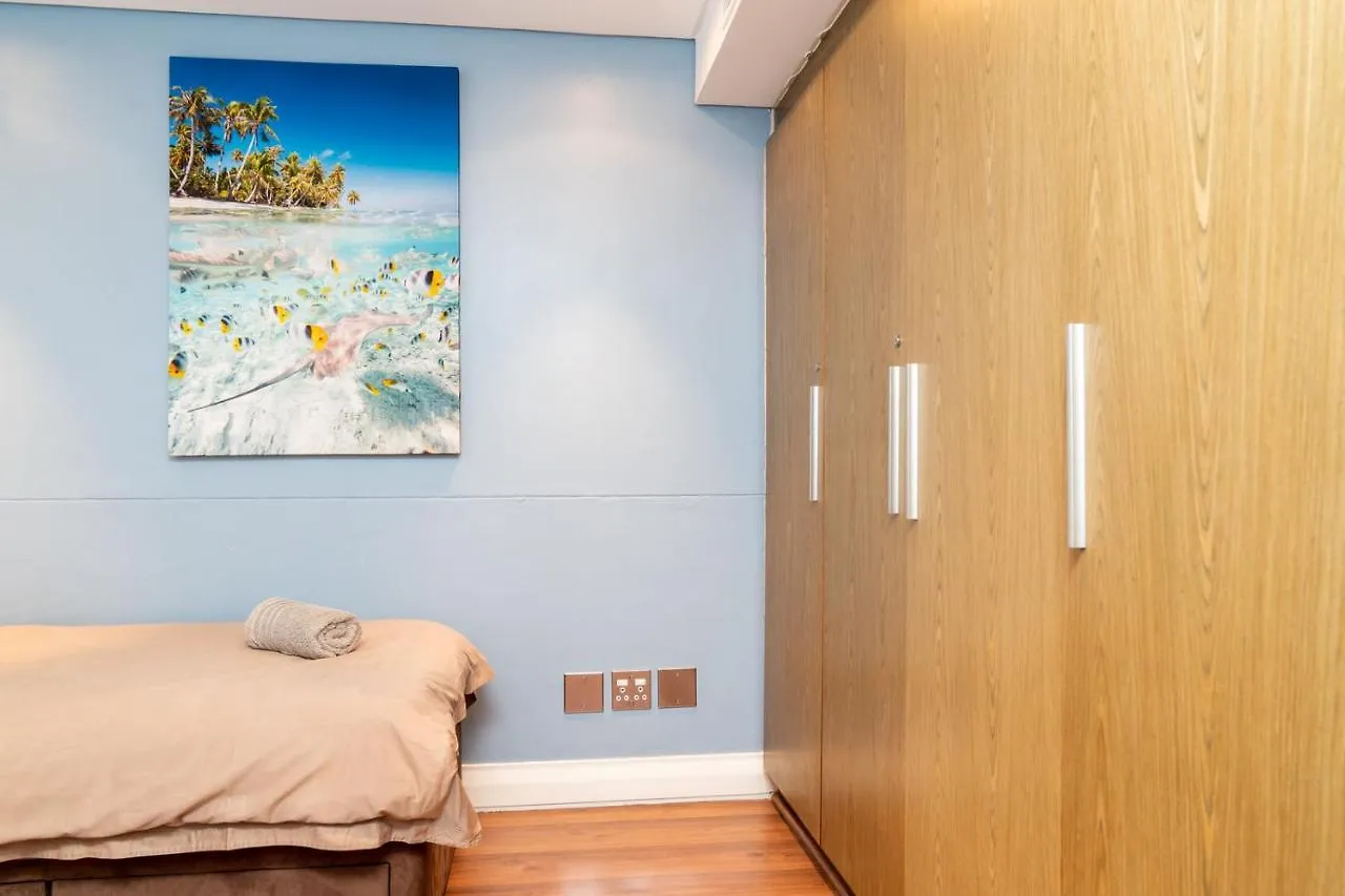 Apartment Modern Beachfront Eden On The Bay 210- 2 Bedroom, 2 Bathroom Bloubergstrand